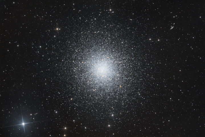 M13